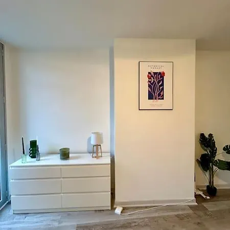 Appartement Le Douillet, Proche Gare Et Metro